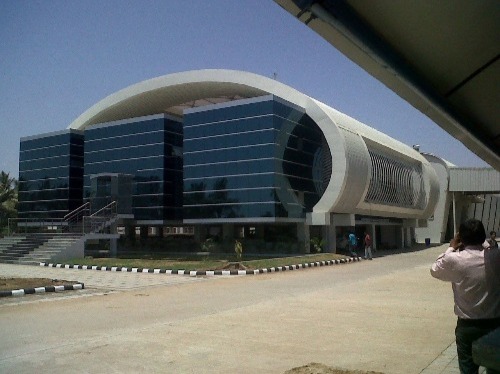 Finished factory warehouse PEB steel structure design